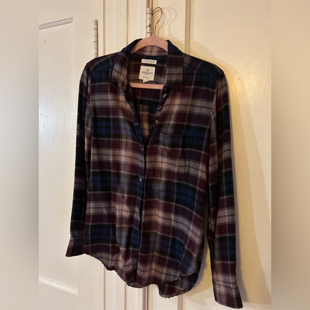 American Eagle Awh-Mazingly Soft flannel shift, Small, Plaid, multicolored